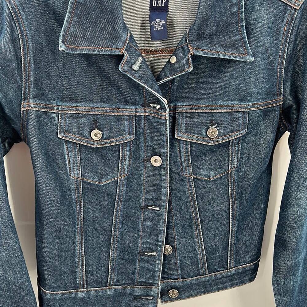 Gap Women's Blue Denim Jacket Size XS - Picture 2 of 16